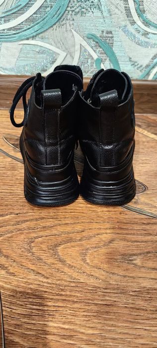 Зимние ботинки Strobbs women