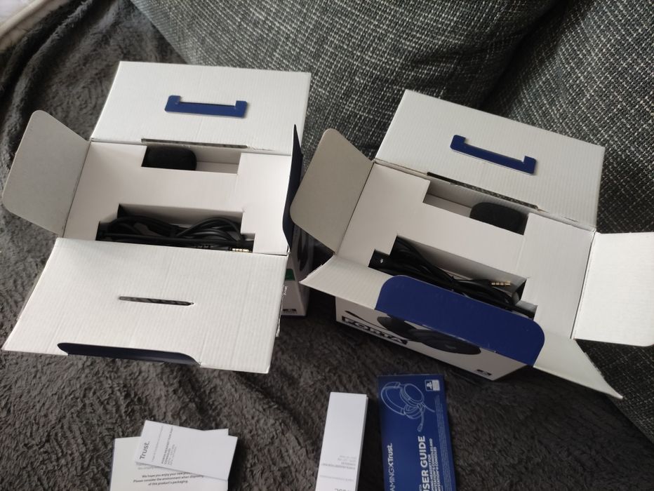 Продавам геймърски слушалки Trust GXT Forta (PlayStation Official Lice