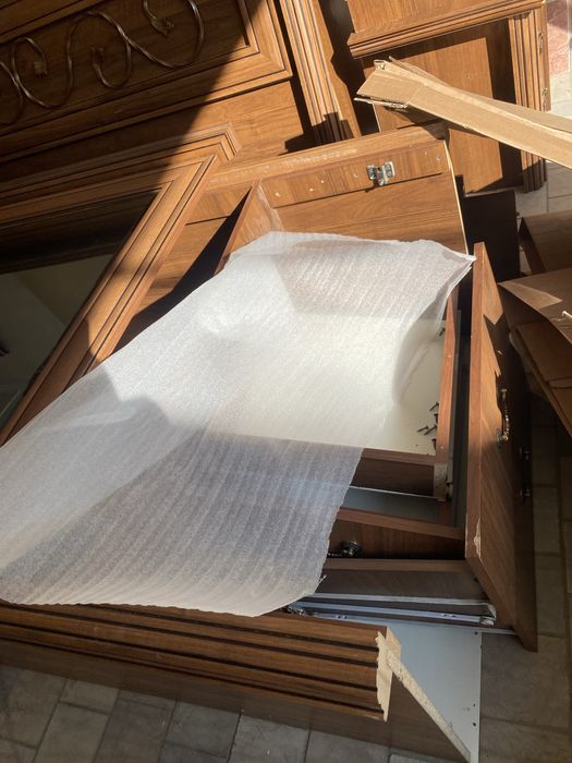 Mebil  kravat tumboshka