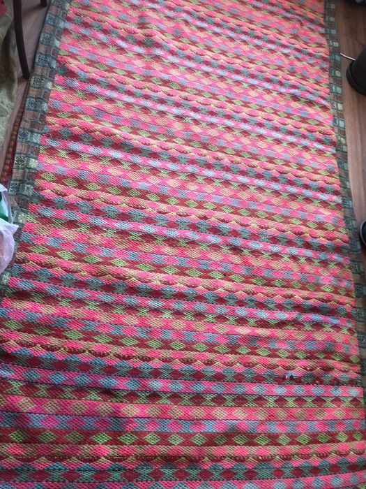 Термелі алаша (орнамент үшгүл)