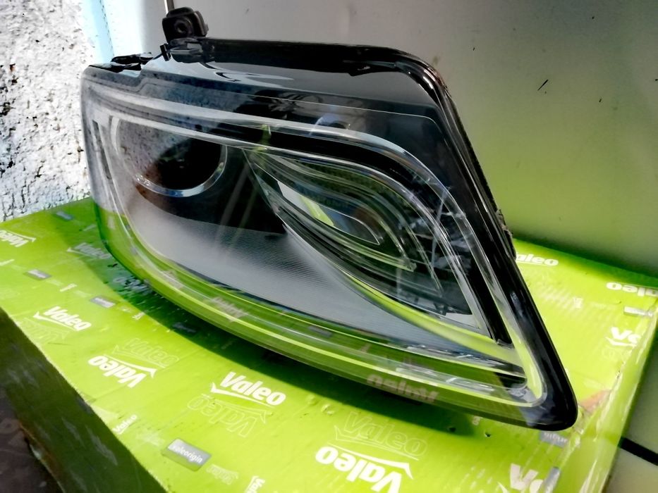 Фар Фарове за Audi Q5 / Ауди Кю5 AFS Bi-Xenon Led Facelift.