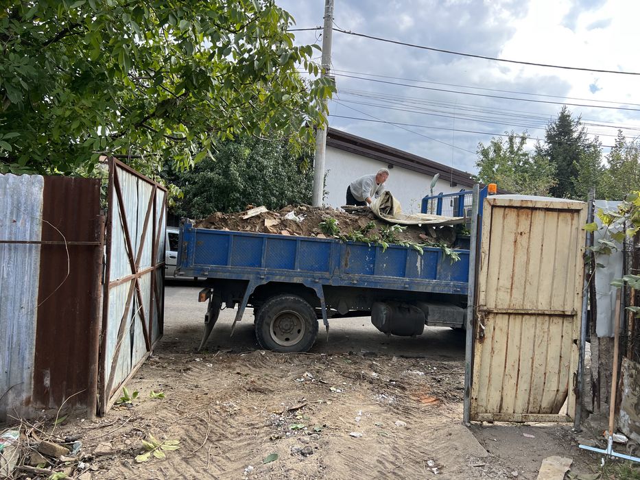 Închiriez mini excavator și mini buldo 1 cx