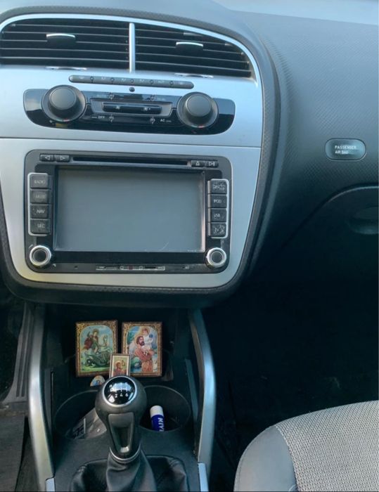 Seat altea автомобил