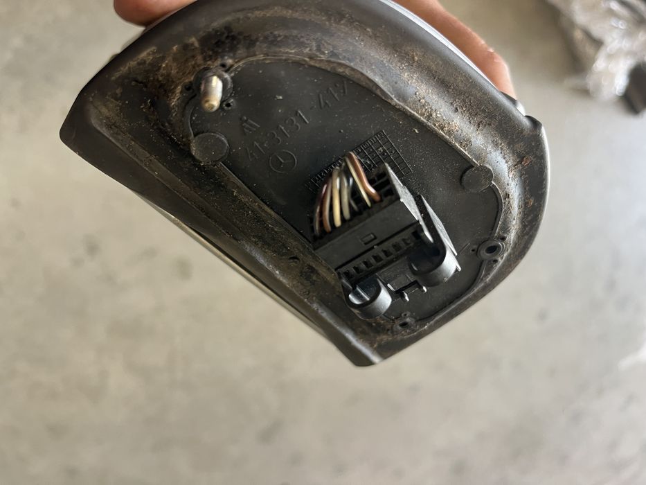 Огледало Mercedes E Class 2003г.