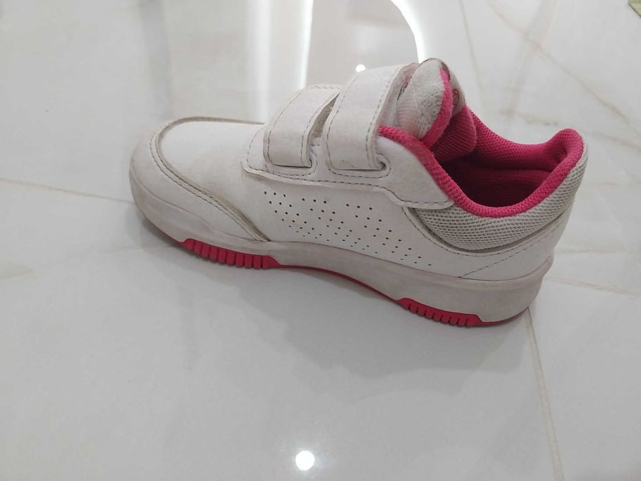 Детски маратонки номер 26