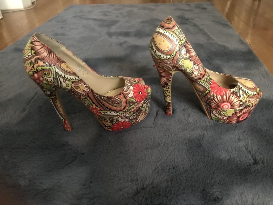 Pantofi