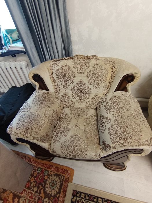 Продам мягкий диван