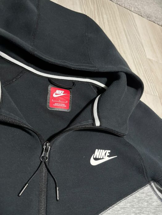 Nike Tech Fleece