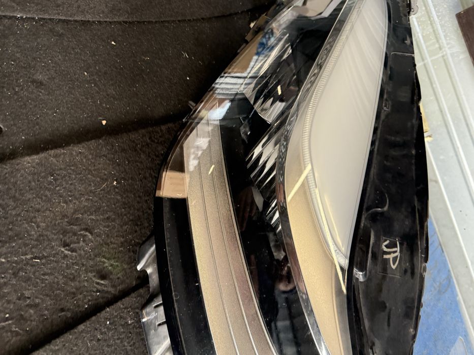 Оригинален фар десен Тесла Tesla 3/Y Full Led hd/lp asy ece