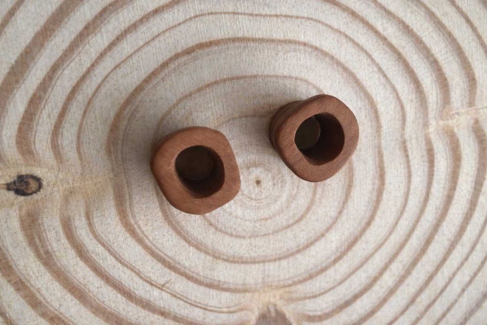 Ръчно изработени дървени флешове (ear plugs)
