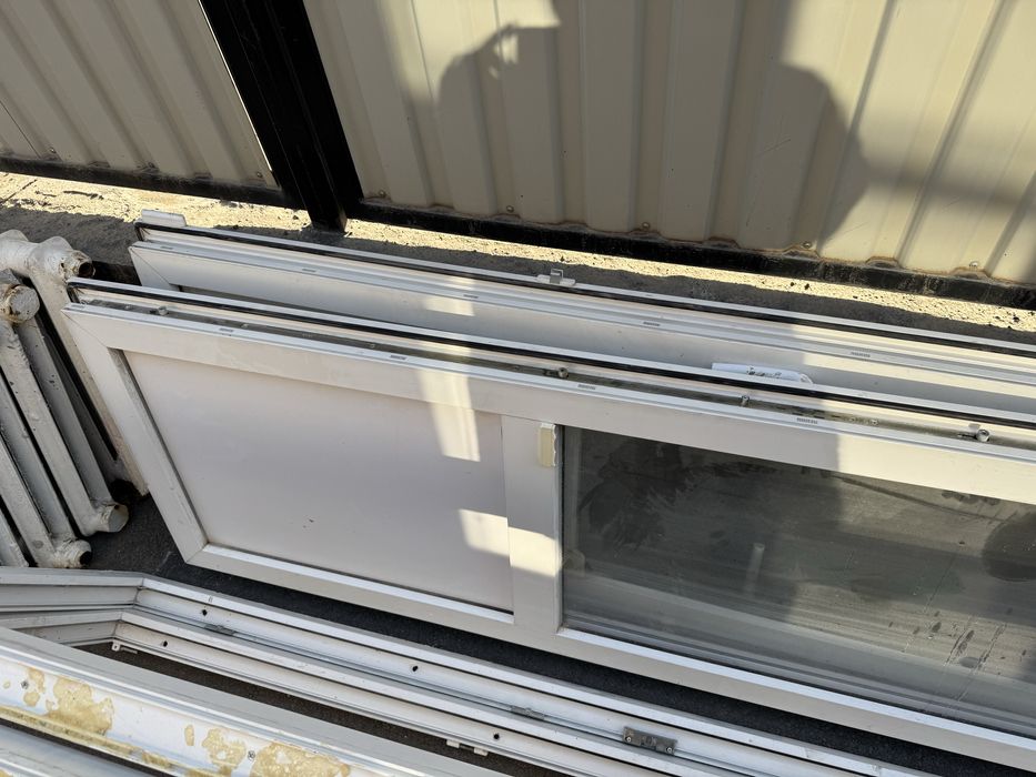 Пластиковые Двери