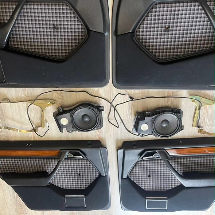 Обшивки мерседес 124