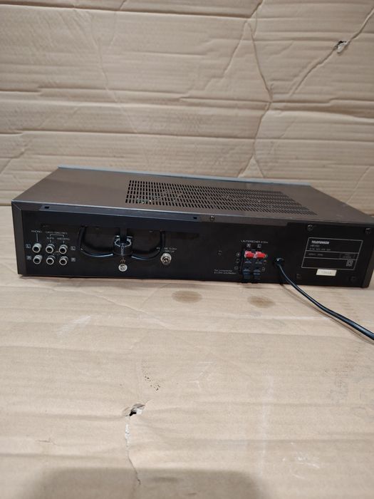 Amplificator cu radio