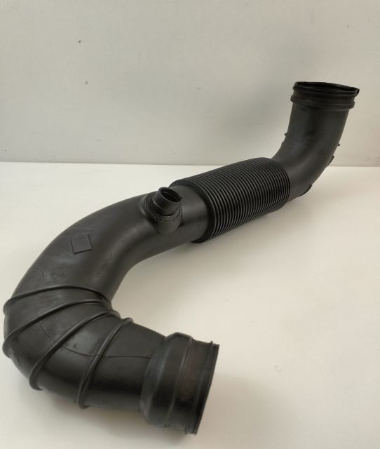 Tubulatura Aer  Admisie a9065281724 Mercedes-Benz Sprinter a 2-a gene