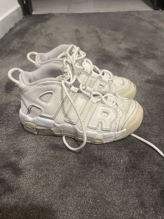 Adidasi Nike Uptemo originali