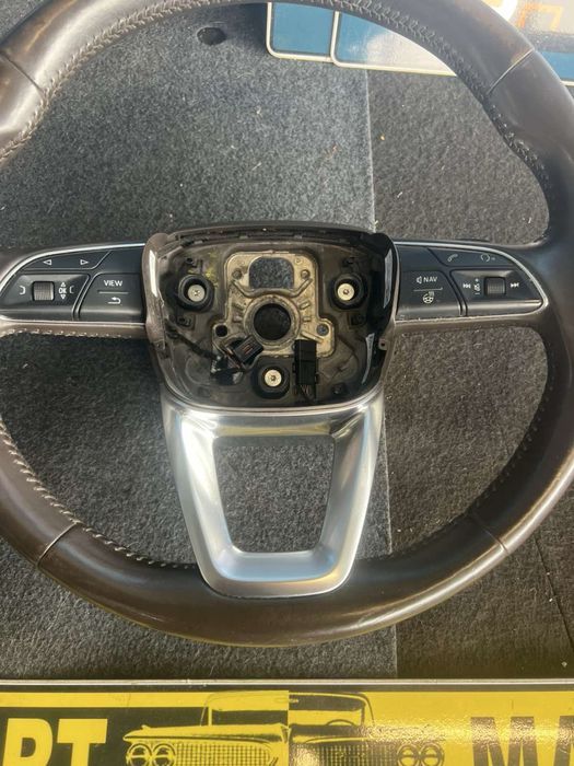 Оригинален волан с пера и подгрев Audi Q7 Q8 Q5 4m Ауди Кю 7 кафяв н10