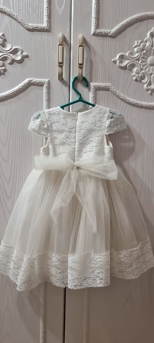 Продаётся красивое детское платье 1-2 года