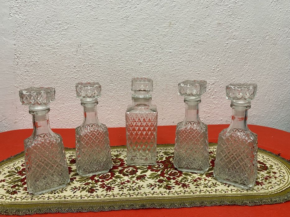Немски кристал 1950те години бутилки с тапа Германия винтидж