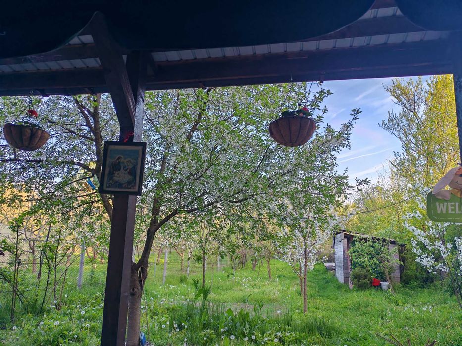 Casa Răzvad, la 5 km de Târgoviște, zonă foarte bună și liniștită