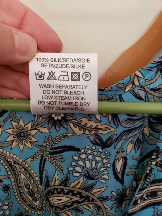 Дълга асиметрична рокля от естествена коприна