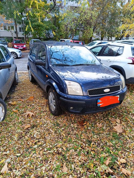 Продажба на лек автомобил