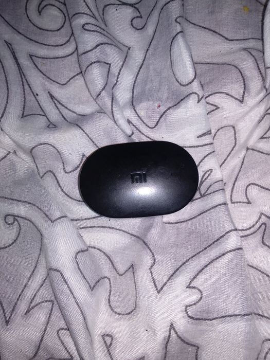 Продам наушники mi