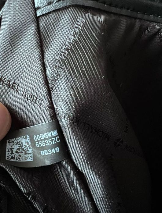 Раница  черна кожена Michael Kors