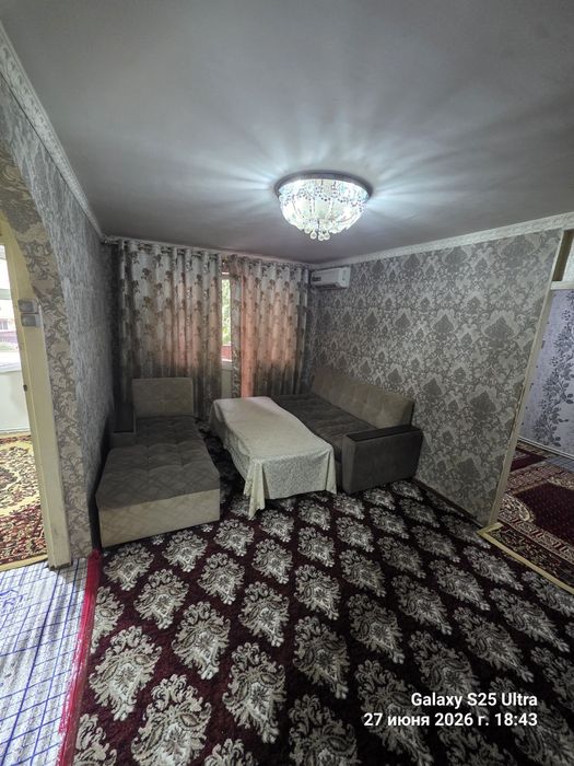 Квартира узок муддатга фрункий массивда