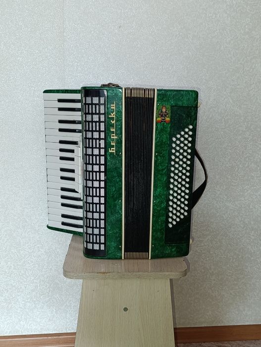 Продам музыкальные инструменты