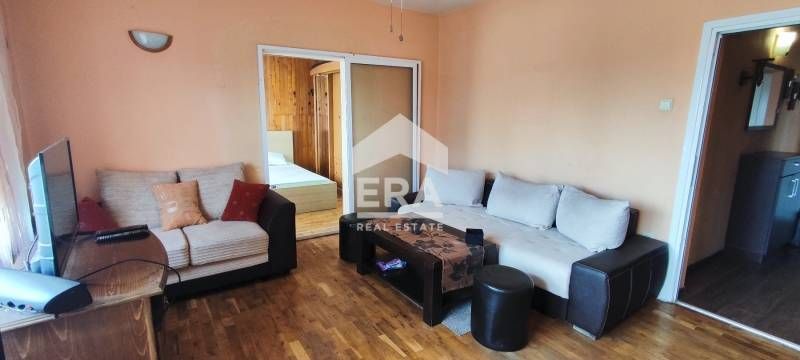 ЕКСКЛУЗИВНО! Двустаен тухлен  апартамент  под наем в кв. Трошево, на б