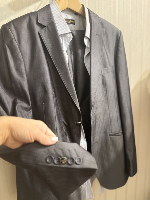 Продам мужской костюм