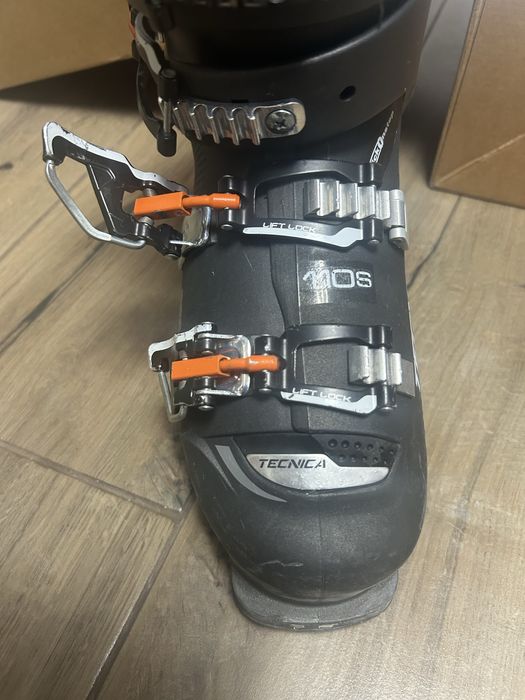 Clapari Tecnica 110s marime 42 26,5 cm