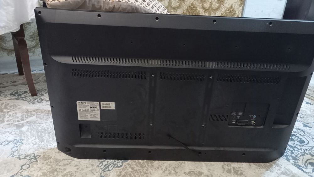 Продам телевизор philips