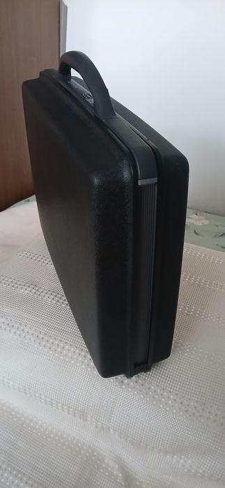 Diplomat/ servieta Samsonite Business rigidă  cu cifru ,Nouă