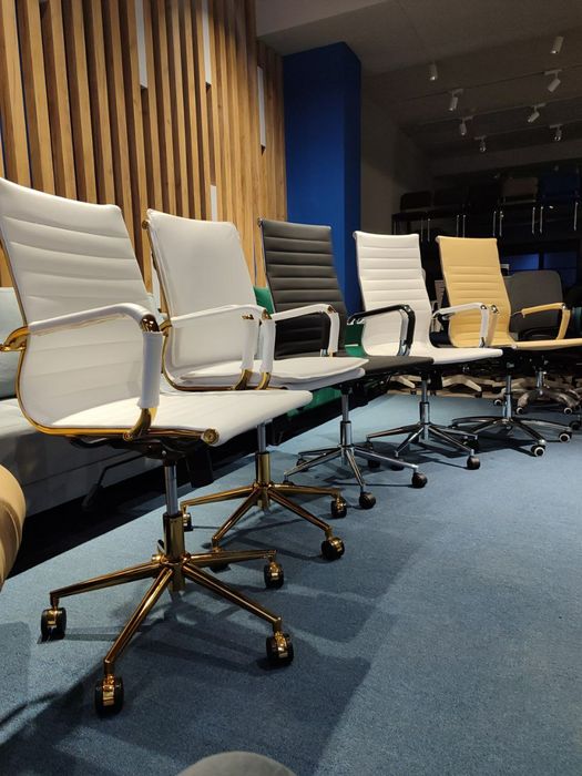 Офисное кресло модель Delgado,Galaxy, Deluxe