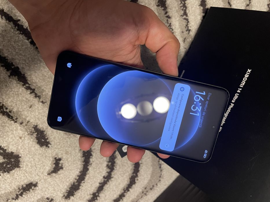 Xiaomi 14 Ultra 32/512 + Kit Foto + 4 huse, in GARANTIE