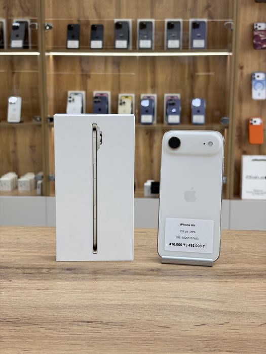 iPhone Air 256 gb 96% | iStatus Store