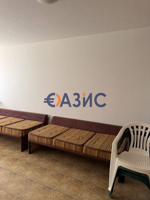 Тристаен апартамент в Комплекс "Арките " - Кошарица,България - 102.07