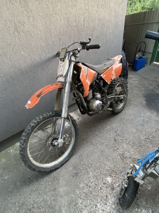 Vand cros 200 cc 4 timpi