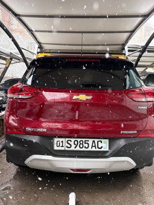 Tracker 2 Срочно продаётся пробег 37.000 был заменен богажник на новый