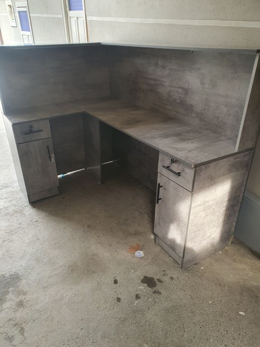 Офисный стол пайнет авиакасса учун