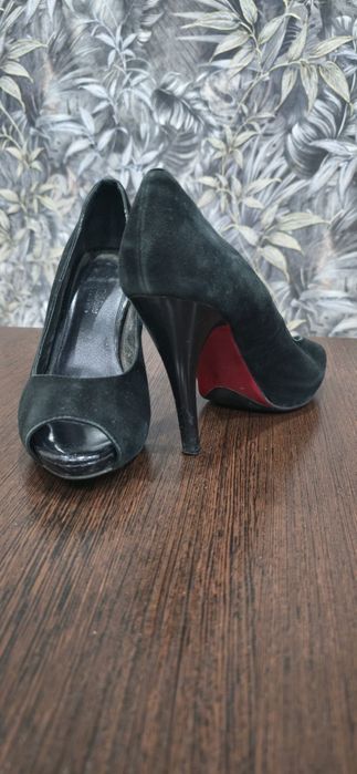 Обувь, туфли, сапоги.