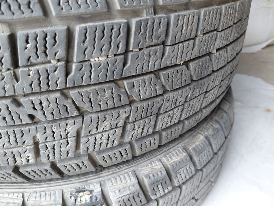 Зимние шины 185 65р15