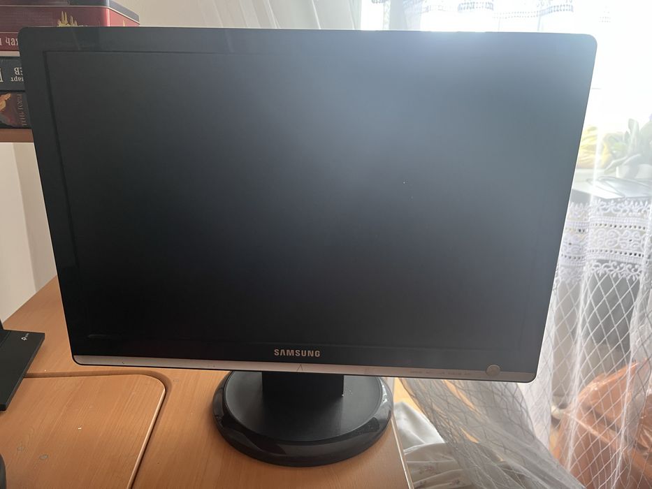 Продам монитор SAMSUNG