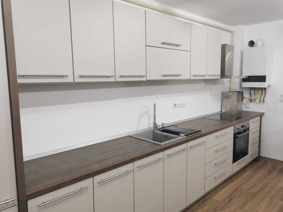 Mobila la comanda ,montaj mobila ,corpuri iluminat,retapițări   .