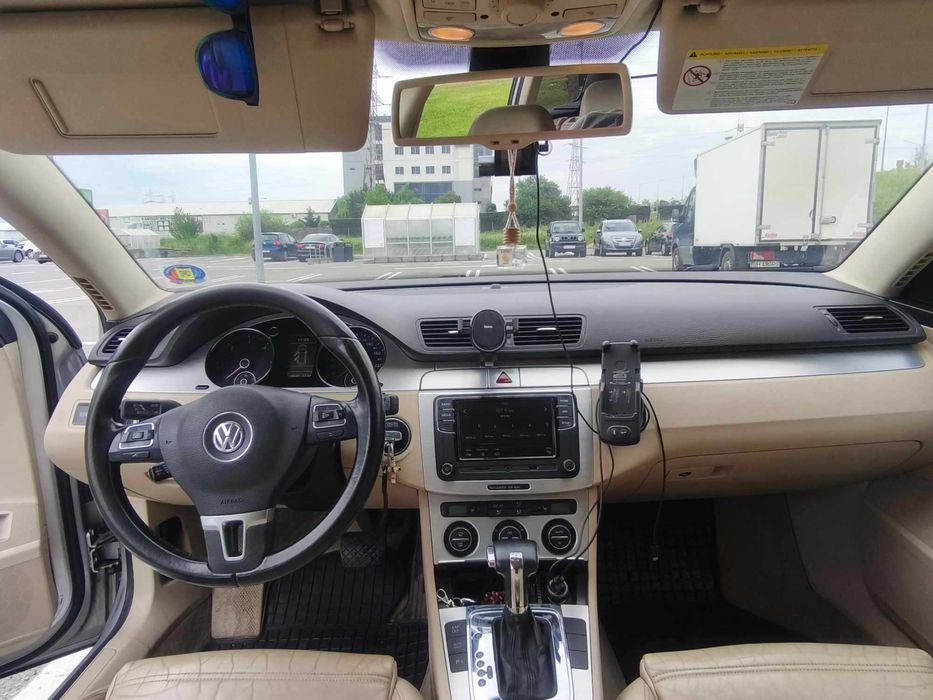 Volkswagen Passat Variant 2.0 TDI Highline DPF DSG