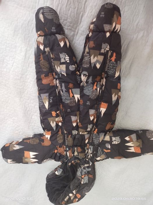 Продам детский комбинезон