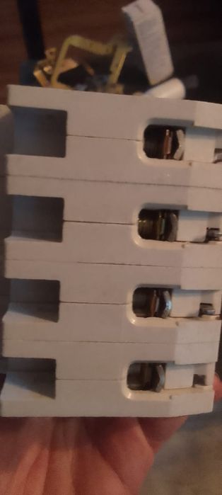 Автоматический выключатель