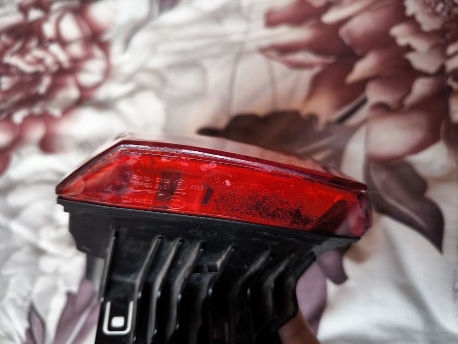 Десен стоп за  Audi Q3 F3 (2019-2024)
