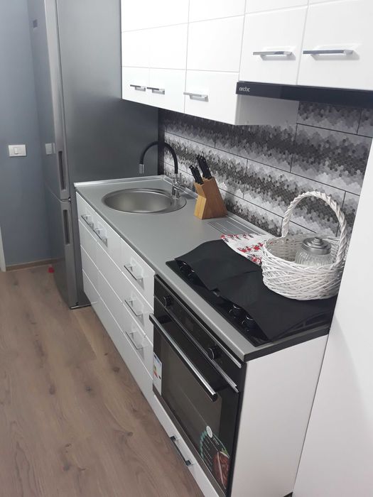 Inchiriez Garsonera in spatele Spitalului Judetean